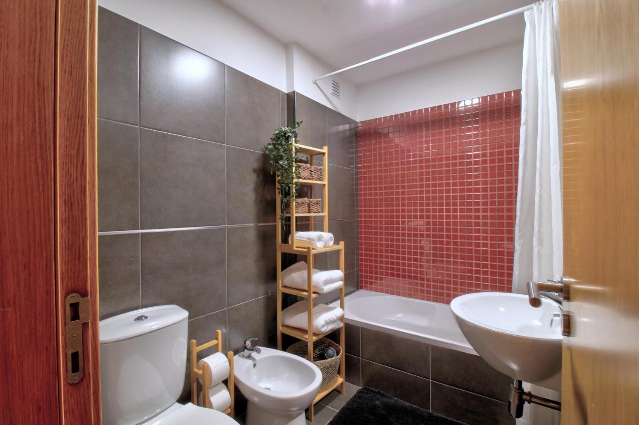 Spacious Terrace, Swimming Pool, Private Parking Olhão Εξωτερικό φωτογραφία
